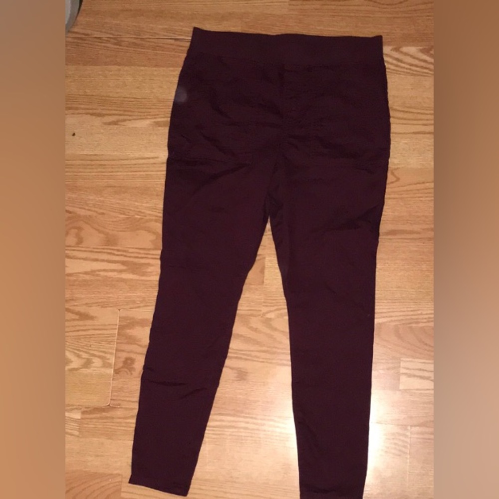 No boundaries L/G (11-13) like a grape vine it’s in perfect condition